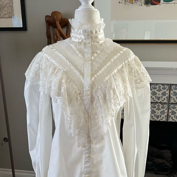 Gunne Sax Tops - Rare!!!!!! 1970s Vintage Gunnies Victorian Blouse WITH ORIGINAL TAGS!!!!